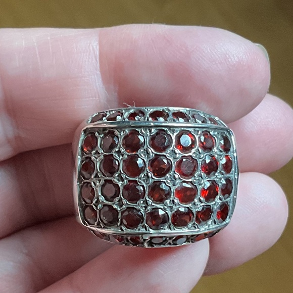 NWOT Sterling Silver 925 Garnet Wide Ring Size US 7.5 - Picture 16 of 16